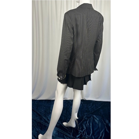 Vintage 2000’s Esprit Collection Black Pinstripe Blazer • Buttons - M/L - Picture 10 of 10